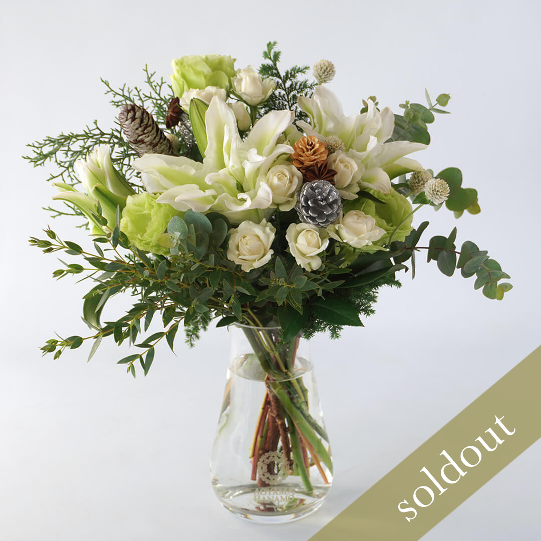 【クリスマス】白とグリーンの花束