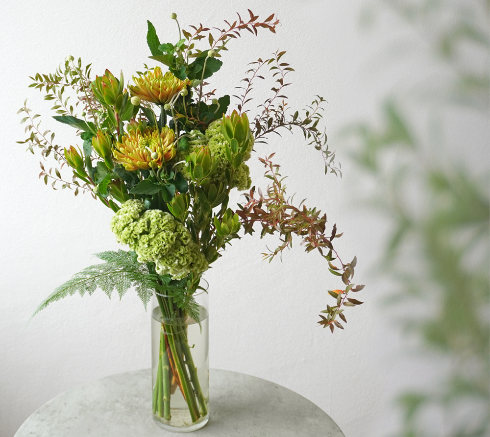 マムやケイトウの季節の花の定期便