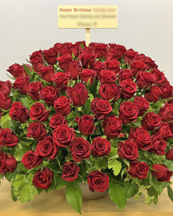 赤バラのアレンジメント