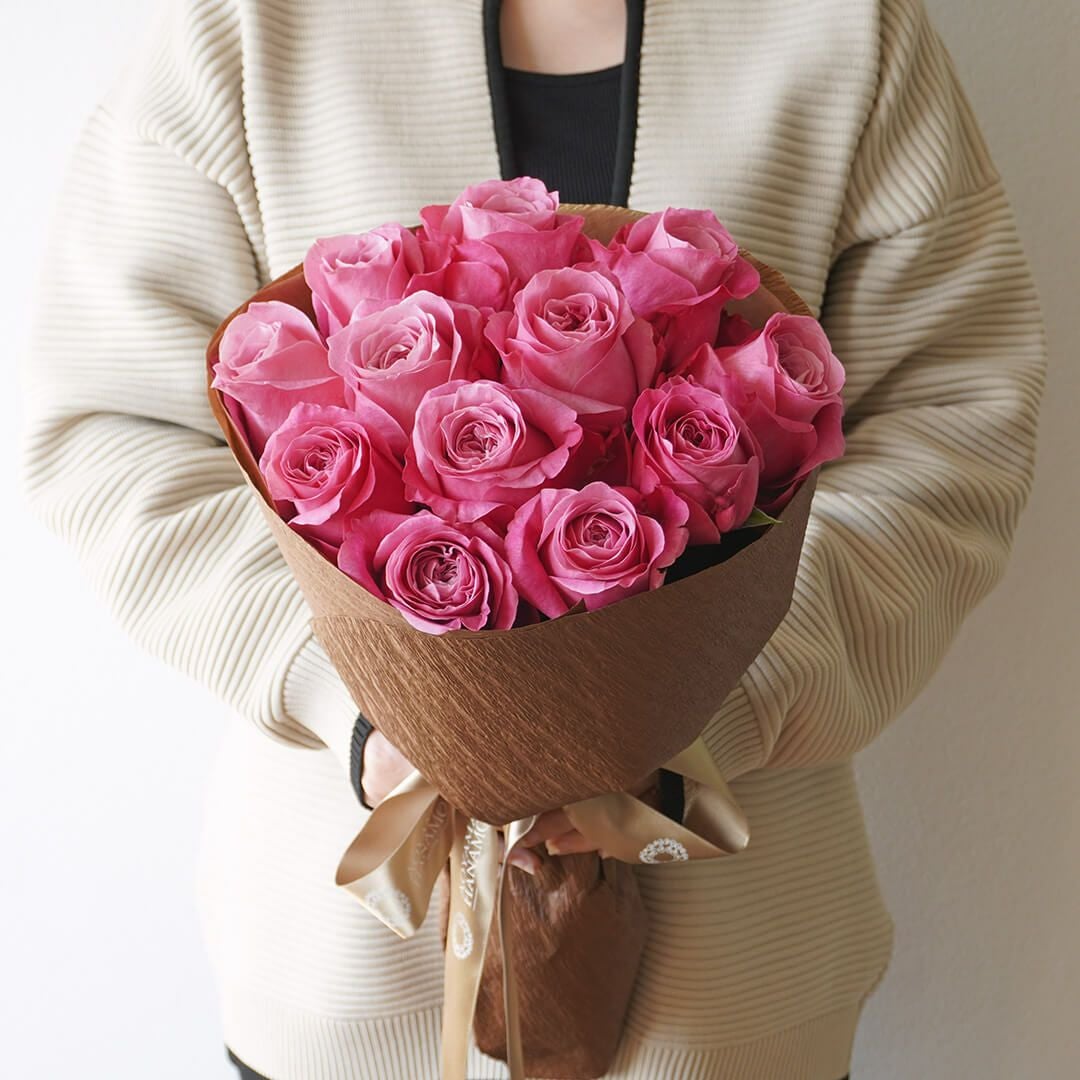 【母の日】鮮やかなピンクのバラの花束