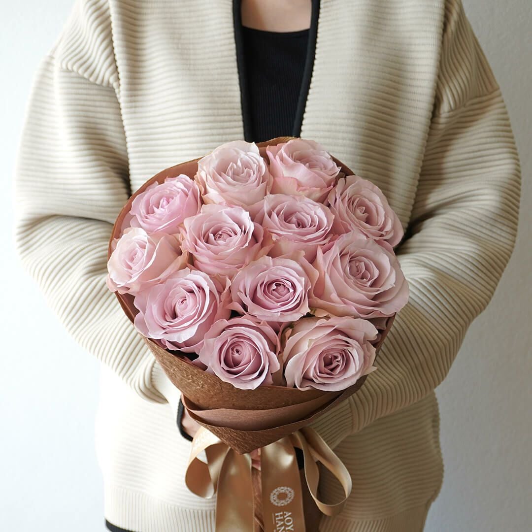 【母の日】やわらかな淡いピンクのバラの花束