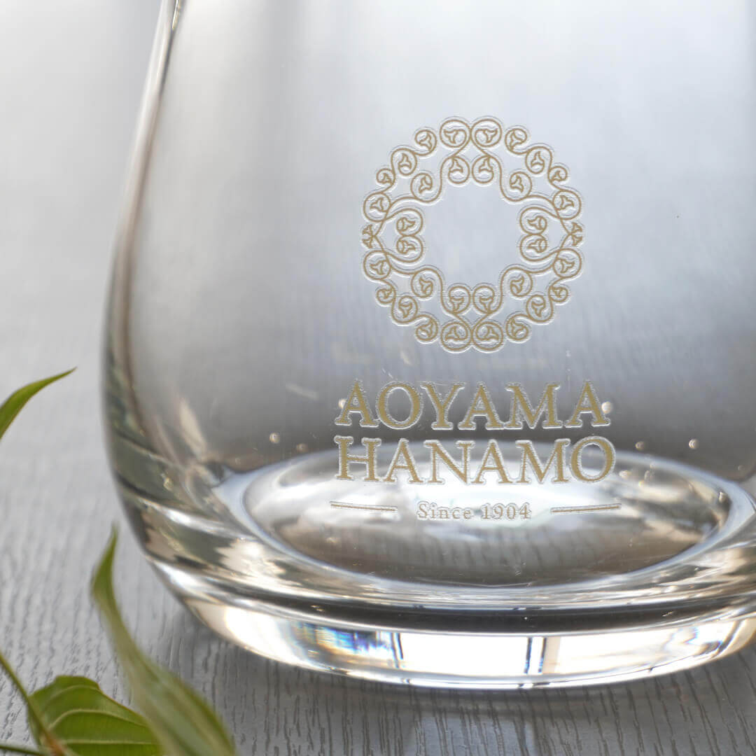 青山花茂ロゴ入り花瓶