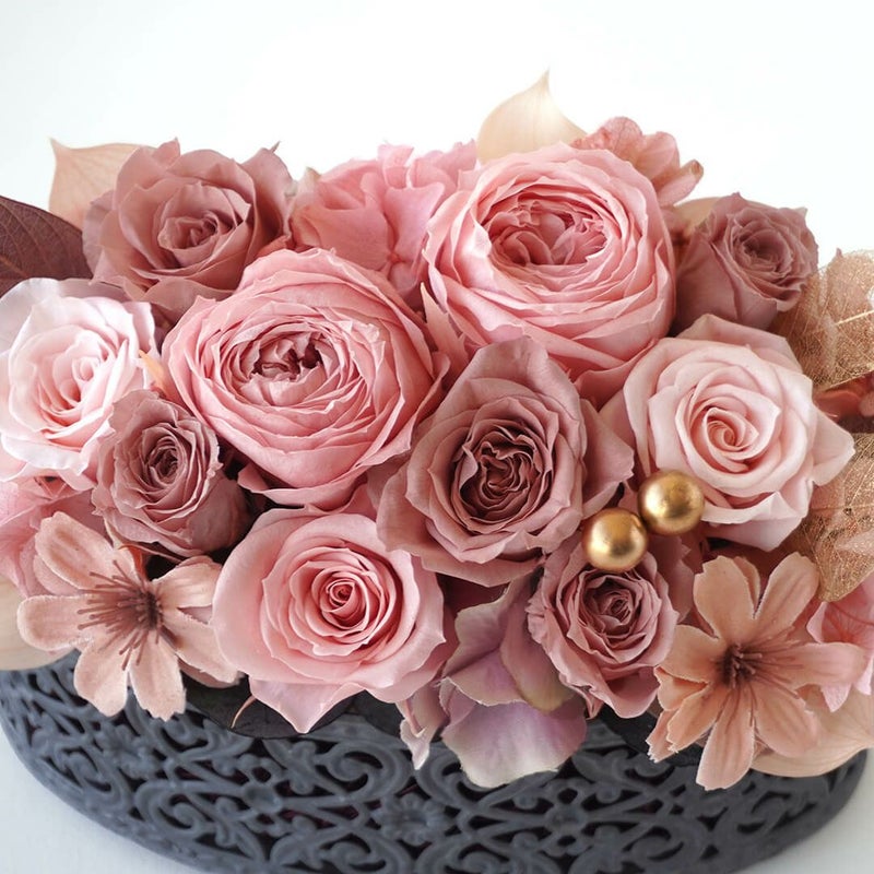 【お歳暮・クリスマス】ピンクのバラやハイドランジアのプリザーブドフラワー