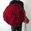 赤いバラ108本の花束