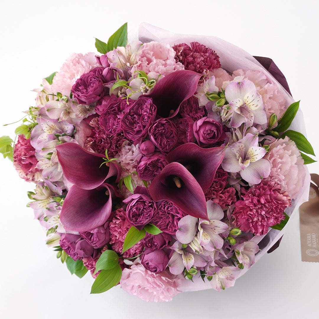 【母の日】紫色のカラーとカーネーションの花束