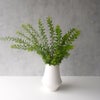 枝もの用の安定感のある陶製花瓶（ホワイト）
