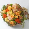 【敬老の日】オレンジのバラとケイトウの花束